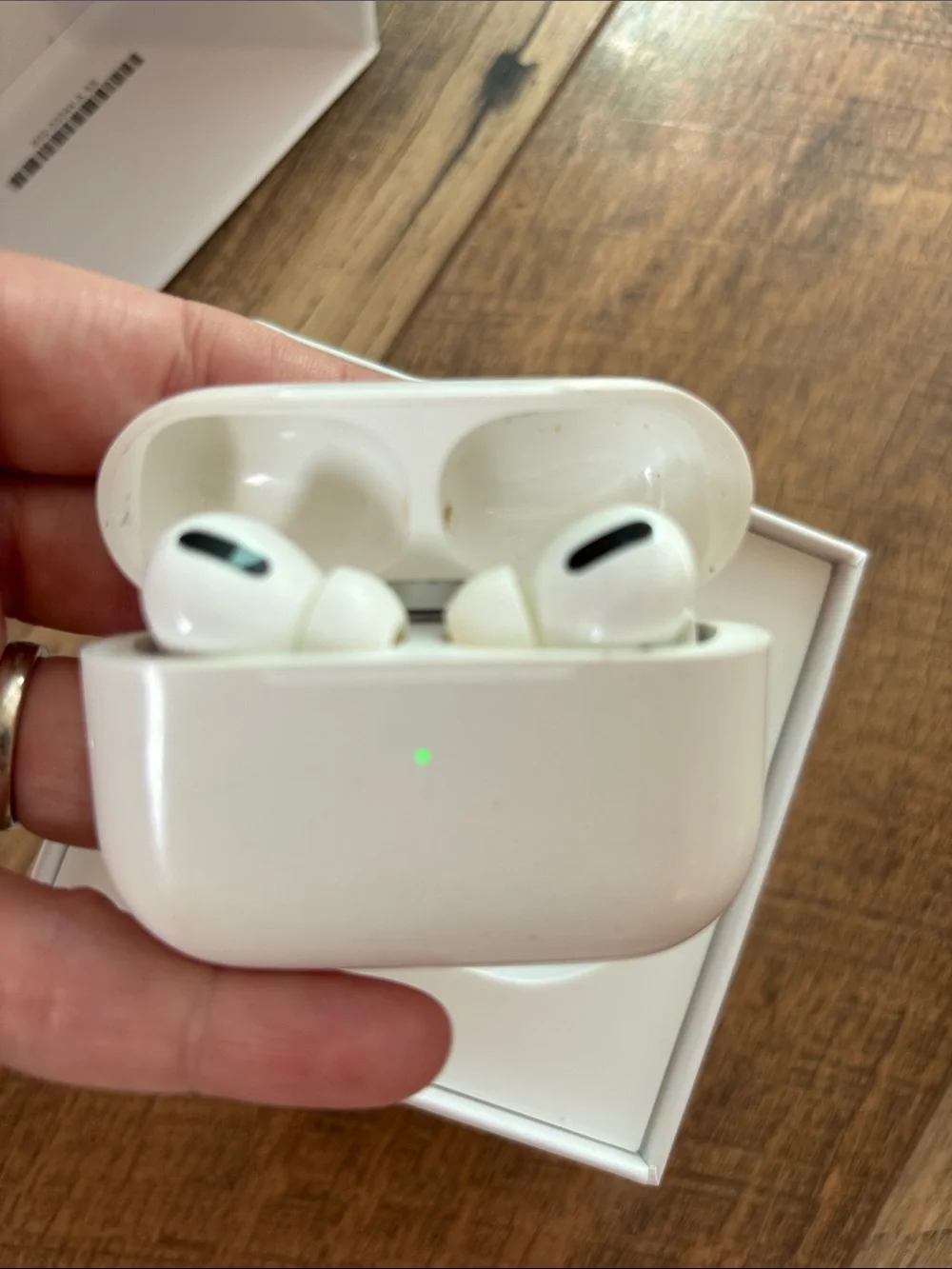 Apple AirPods Pro Wireless Earbuds — White